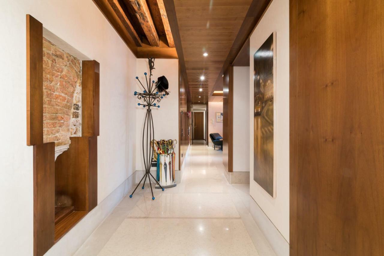 Casa Flavia Ai Morosini - Luxury With Canal View Dom wakacyjny Wenecja