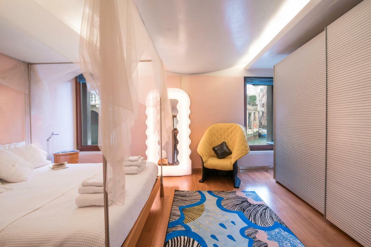 Dom wakacyjny Casa Flavia Ai Morosini - Luxury With Canal View *
